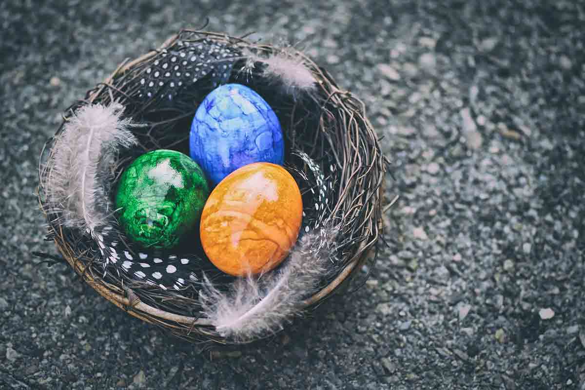 ideas para decorar huevos de pascua con niños